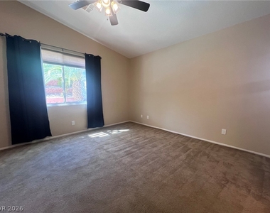 2489 Sedona Cedar Avenue - Photo Thumbnail 33