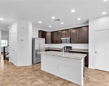 10277 Gibson Isle Drive - Photo Thumbnail 22