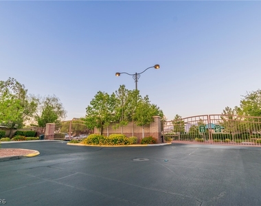 10277 Gibson Isle Drive - Photo Thumbnail 17