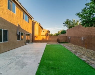 10277 Gibson Isle Drive - Photo Thumbnail 33