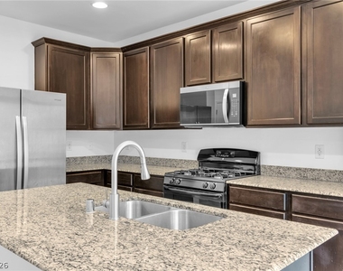 10277 Gibson Isle Drive - Photo Thumbnail 23