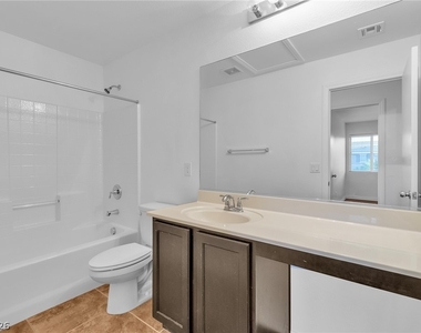10277 Gibson Isle Drive - Photo Thumbnail 12