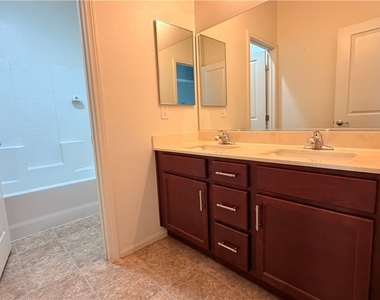 2683 Upland Dawn Court - Photo Thumbnail 31