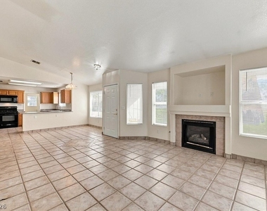 8104 Pursuit Court - Photo Thumbnail 8