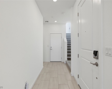 1055 Strada Mazoni - Photo Thumbnail 16