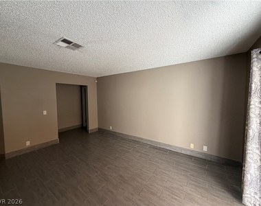 3151 Soaring Gulls Drive - Photo Thumbnail 13