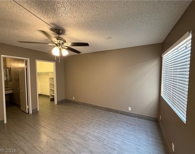 3151 Soaring Gulls Drive - Photo Thumbnail 24
