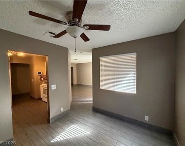 3151 Soaring Gulls Drive - Photo Thumbnail 11