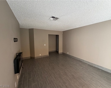 3151 Soaring Gulls Drive - Photo Thumbnail 12