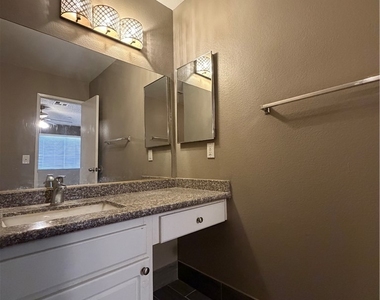 3151 Soaring Gulls Drive - Photo Thumbnail 26