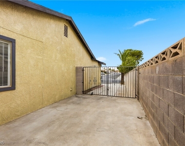 4828 Knollwood Drive - Photo Thumbnail 27