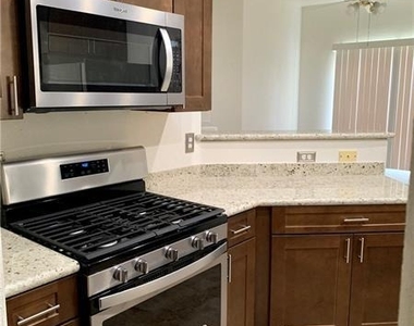 6480 Annie Oakley Drive - Photo Thumbnail 2