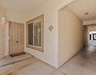 6901 Squaw Mountain Drive - Photo Thumbnail 2