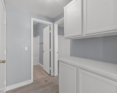 6901 Squaw Mountain Drive - Photo Thumbnail 13