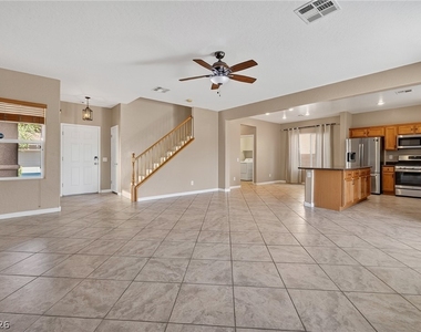 8105 Celina Hills Street - Photo Thumbnail 11