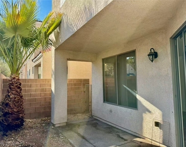 10029 Bonterra Avenue - Photo Thumbnail 19