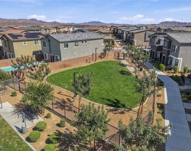 1689 Pamela Springs Lane - Photo Thumbnail 76