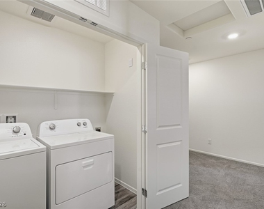 1689 Pamela Springs Lane - Photo Thumbnail 54