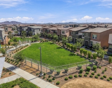 1689 Pamela Springs Lane - Photo Thumbnail 75