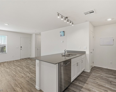1689 Pamela Springs Lane - Photo Thumbnail 27