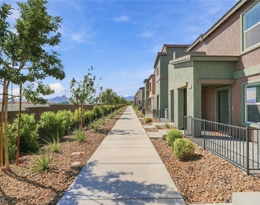 1689 Pamela Springs Lane - Photo Thumbnail 58