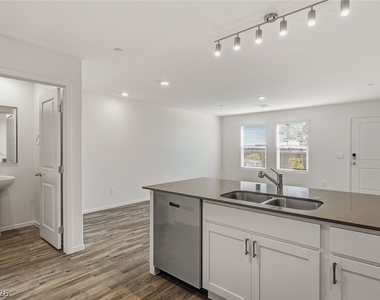 1689 Pamela Springs Lane - Photo Thumbnail 29