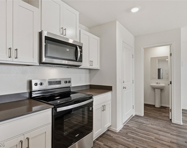 1689 Pamela Springs Lane - Photo Thumbnail 31