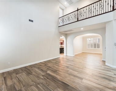 11577 Hadwen Lane - Photo Thumbnail 4