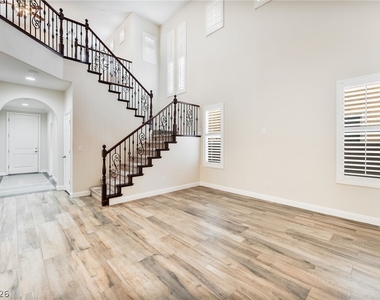 11577 Hadwen Lane - Photo Thumbnail 2