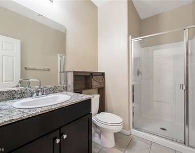2915 Caxton Grove Drive - Photo Thumbnail 10