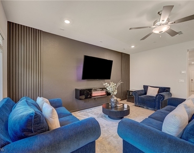 10760 Hickam Avenue - Photo Thumbnail 12