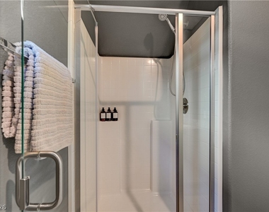 10760 Hickam Avenue - Photo Thumbnail 18