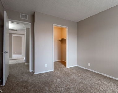 3151 Soaring Gulls Drive - Photo Thumbnail 6