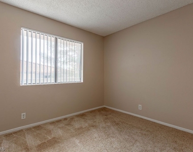 3151 Soaring Gulls Drive - Photo Thumbnail 4