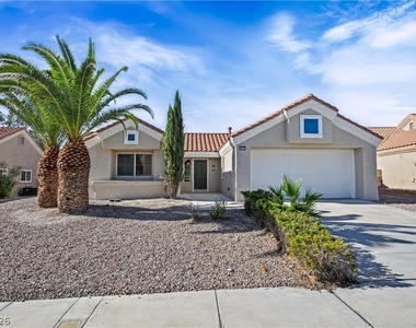 9009 Signal Terrace Drive - Photo Thumbnail 6