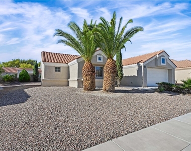 9009 Signal Terrace Drive - Photo Thumbnail 5