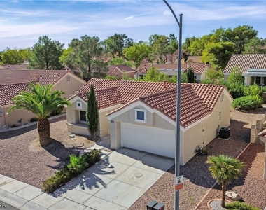 9009 Signal Terrace Drive - Photo Thumbnail 2