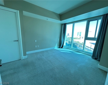 2700 Las Vegas Boulevard - Photo Thumbnail 11