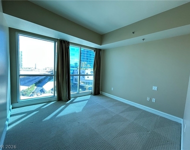 2700 Las Vegas Boulevard - Photo Thumbnail 15
