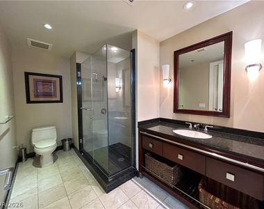2700 Las Vegas Boulevard - Photo Thumbnail 17