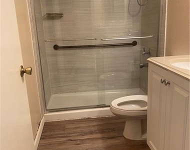 2750 S Durango Drive - Photo Thumbnail 19