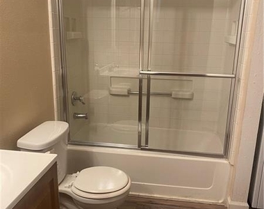 2750 S Durango Drive - Photo Thumbnail 22