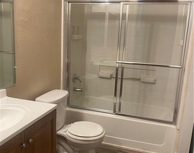 2750 S Durango Drive - Photo Thumbnail 23