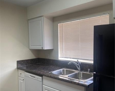 2750 S Durango Drive - Photo Thumbnail 11