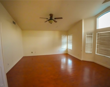 8407 Mount Nido Drive - Photo Thumbnail 12