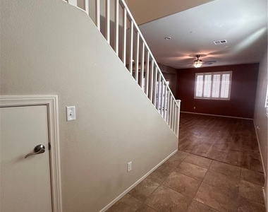1069 Water Cove Street - Photo Thumbnail 12