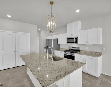 3752 Ramura Avenue - Photo Thumbnail 7