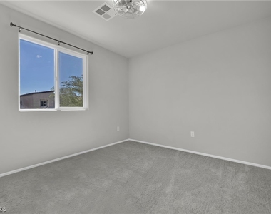 3752 Ramura Avenue - Photo Thumbnail 34