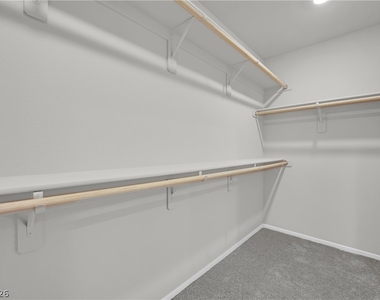 3752 Ramura Avenue - Photo Thumbnail 24