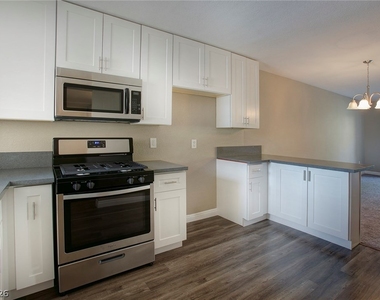 1908 Tierra Vista Drive - Photo Thumbnail 3